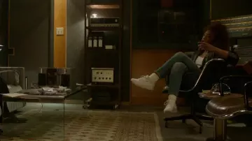 Reebok white sneakers worn by Whitney Houston (Naomi Ackie) as seen in Whitney Houston: I Wanna Dance with Somebody