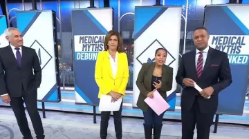 Alice + Olivia Skye Blazer worn by Hoda Kotb as seen in Today on February 8, 2023