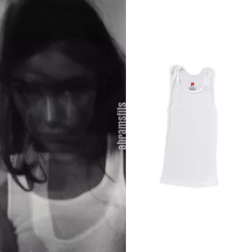 White Tank Top worn by Gracie Abrams for her debut album ‘Good Riddance’ photoshoot