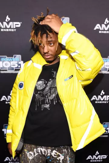 Does anyone know the exact name of this LV jacket? : r/JuiceWRLD