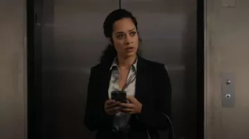 Vince Shaped Point Collar Silk Satin Blouse worn by Billie (Dia Nash) as seen in The Rookie: Feds (S01E10)