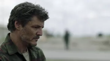 Green Plaid Flannel Shirt worn by Joel Miller (Pedro Pascal) as seen in The Last of Us TV series wardrobe (Season 1 Episode 5)