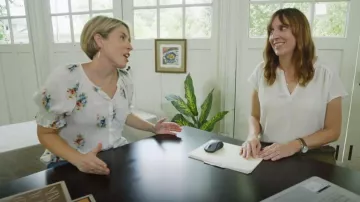 Madewell Smocked Button-Down Top worn by Erin Napier as seen in Home Town (S07E07)