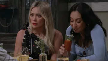 Hellessy Kiki Polka Dot Top worn by Sophie (Hilary Duff) as seen in How I Met Your Father (S02)