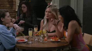 Reformation Niara Dress worn by Sophie (Hilary Duff) as seen in How I Met Your Father (S02E04)