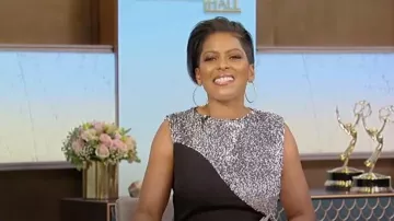 Mini vestido de lentejuelas dividido de Givenchy usado por Tamron Hall como se ve en Tamron Hall Show el 13 de febrero de 2023