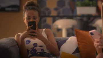 Alice + Olivia Brigi­da Pan­sy Em­broi­dered Tank Top worn by Kiela Hall (Daniella Perkins) as seen in grown-ish (S05E13)