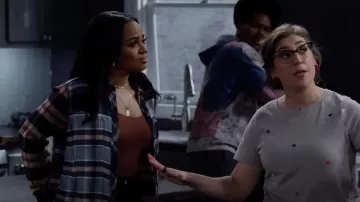 Rails Brando Shirt worn by Randi (Kyla Pratt) as seen in Call Me Kat (S03E14)
