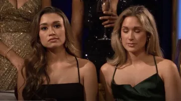 Windsor Tiffany Robe formelle à fentes hautes sans manches portée par Sarah Hamrick vue dans The Bachelor (S26E05)