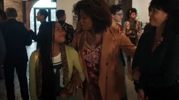 Les poupées tuent le séducteur luxuriant Date Léopard Cardigan porté par Delilah (Laya DeLeon Hayes) comme on le voit dans The Equalizer (S03E08)