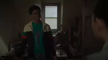 Sergio Tacchini Tomme Track Top Black Beige Multicolore porté par Elliott (Lex Lumpkin) vu dans The Watchful Eye (S01E05)