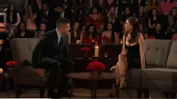 Dolce & Gabbana Black Satin Bustier Vestido usado por Gabby Windey como se ve en The Bachelor (S26E12)