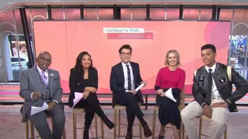 Cedric Charlier Robe Colorblock Rib-Knit portée par Dylan Dreyer comme vu dans Aujourd’hui le 21 février 2023
