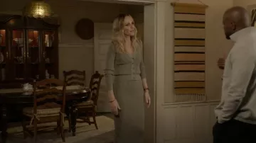 Anine Bing Julian Jupe crayon côtelée portée par Laura Fine-Baker (Monet Mazur) vue dans All American (S04E20)