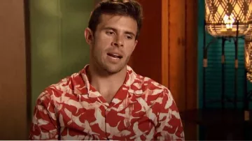 French Connection Calavie Bird-Print Shirt usada por Zach Shallcross como se ve en The Bachelor (S27E04)