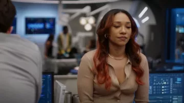 Babaton Finley Sweater in Gold Camel worn by Iris West-Allen (Candice Patton) as seen in The Flash (S08E14)