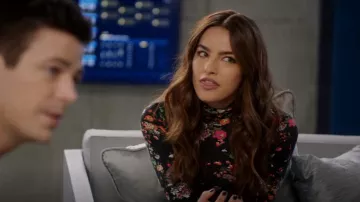 H&M Turtleneck Bodysuit usado por Allegra Garcia (Kayla Compton) como se ve en The Flash (S08E15)