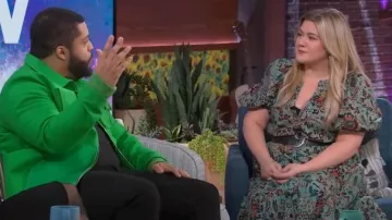 Ulla Johnson Olina Vestido usado por Kelly Clarkson como se ve en The Kelly Clarkson Show en The Kelly Clarkson Show