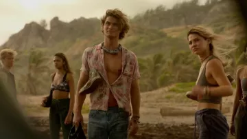 Levi's 512 Taper Fit Jeans worn by John B Routledge (Chase Stokes) as seen in Outer Banks (S03E01)