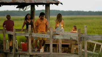 Nike Blazer Mid '77 Gris usada por Pope Heyward (Jonathan Daviss) como se ve en Outer Banks (S03E09)