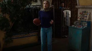 AG Adriano Goldschmied Alexxis Vintage High Rise Straight porté par l’agent spécial Fatima Namazi (Medalion Rahimi) comme vu dans NCIS: Los Angeles (S14E11)