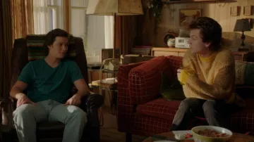 BDG Otto Pull à col rond porté par Connor (Joseph Apollonio) vu dans Young Sheldon (S06E12)