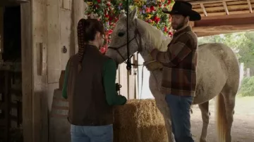 T-shirt en laine à carreaux RRL porté par Liam Walker (Keegan Allen) vu dans Walker (S03E11)