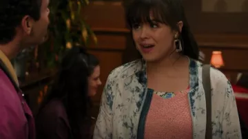 Forever 21 Acid wash cham­bray Jack­et worn by Erica Goldberg (Hayley Orrantia) as seen in The Goldbergs (S10E12)