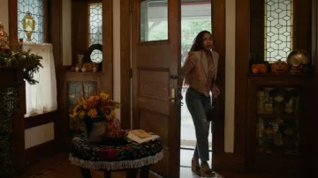 L'Agence In­ez Cropped Blaz­er worn by Camille Parks (Meagan Good) in Harlem (S02E06)