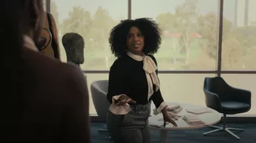 Alice + Olivia Justina Tieneck Wool & Stretch Silk Combo Sweater worn by Joan (Wendy Davis) as seen in Bel-Air (S02E02)