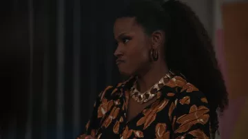 Jonathan Simkhai Winslow Pleat­ed Flo­ral Shirt worn by Vivian Banks (Cassandra Freeman) as seen in Bel-Air (S02E02)