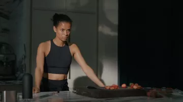 Lululemon Energy High-Neck Longline Tough Bra worn by Sophie (Gugu Mbatha-Raw) as seen in Surface (S01E02)