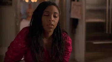 Acler Maple­wood Mi­di Dress worn by Gaby (Jessica Williams) as seen in Shrinking (S01E06)