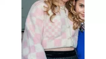 Pink Checkered Cropped Cardigan worn by Chlo Charles (Katie Griffiths) in Waterloo Road TV series (Season 1 Episode 1)