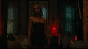 Dolls Kill Snatched My Heart Mi­ni Dress worn by Iris (Emma Laird) as seen in Mayor of Kingstown (S02E04)