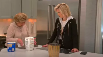 Veronica Beard Scuba Hadley Jacket worn by Savannah Chrisley as seen in Chrisley Knows Best (S10E03)