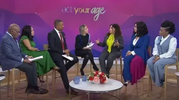 Gaine Black Halo Charla portée par Dylan Dreyer comme on le voit dans Today on March 2, 2023
