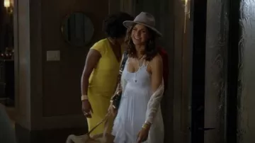 (played by Alexandra Daddario) outfits on Why Women Kill