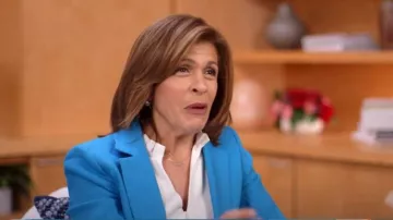 Alice + Olivia Pailey Fitted Linen Blend Blazer worn by Hoda Kotb as seen in Today on March 3, 2023