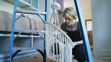 Madewell Knit Wide Leg Overalls worn by Erin Napier as seen in Home Town (S07E10)