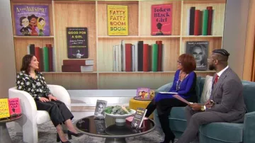 Diane von Furstenberg Colorblock Knit Body-Con Dress worn by Gayle King as seen in CBS Mornings on March 1, 2023