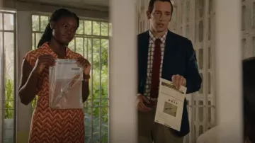 Mango Long Printed Jumpsuit usado por DS Naomi Thomas (Shantol Jackson) como se ve en Death in Paradise (S12E05)