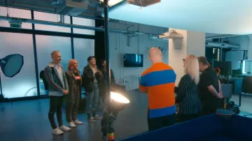 Vans Old Skool worn by Hannah Cunningham as seen in Glow Up: Britain's Next Make-Up Star (S02E07)