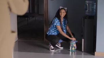 Vans Ward Platform Low-Top Sneakers worn by Gaby (Jessica Williams) as seen in Shrinking (S01E07)
