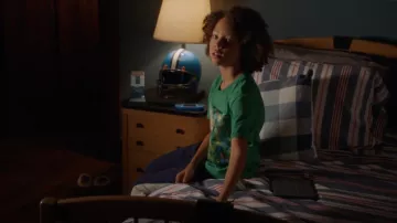 Kenzo Kids Boys Jungle Camiseta usada por Denny Wilson (Declan Pratt) como se ve en 9-1-1 (S06E10)