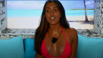 Pretty Little Thing Blue Frill Edge Bikini rembourré Top, porté par Sanam Harrinanan vu dans Love Island (S09E46)