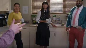 Marc Jacob Falda plisada de lana Cremallera usada por Sam (Hannah Simone) como se ve en Not Dead Yet (S01E06)