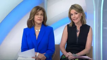 L'Agence Chamberlain Blazer in Pop Blue worn by Hoda Kotb as seen in Today on March 9, 2023