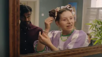 Lunettes Oxtagon d’inspiration vintage récupérées portées par Rosie (Jessie Cave) comme on le voit dans Buffering (S02E05)