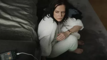 H&M Waffled Dressing Gown usado por Alison Rowdy (Eva Green) como se ve en Liaison (S01E03)